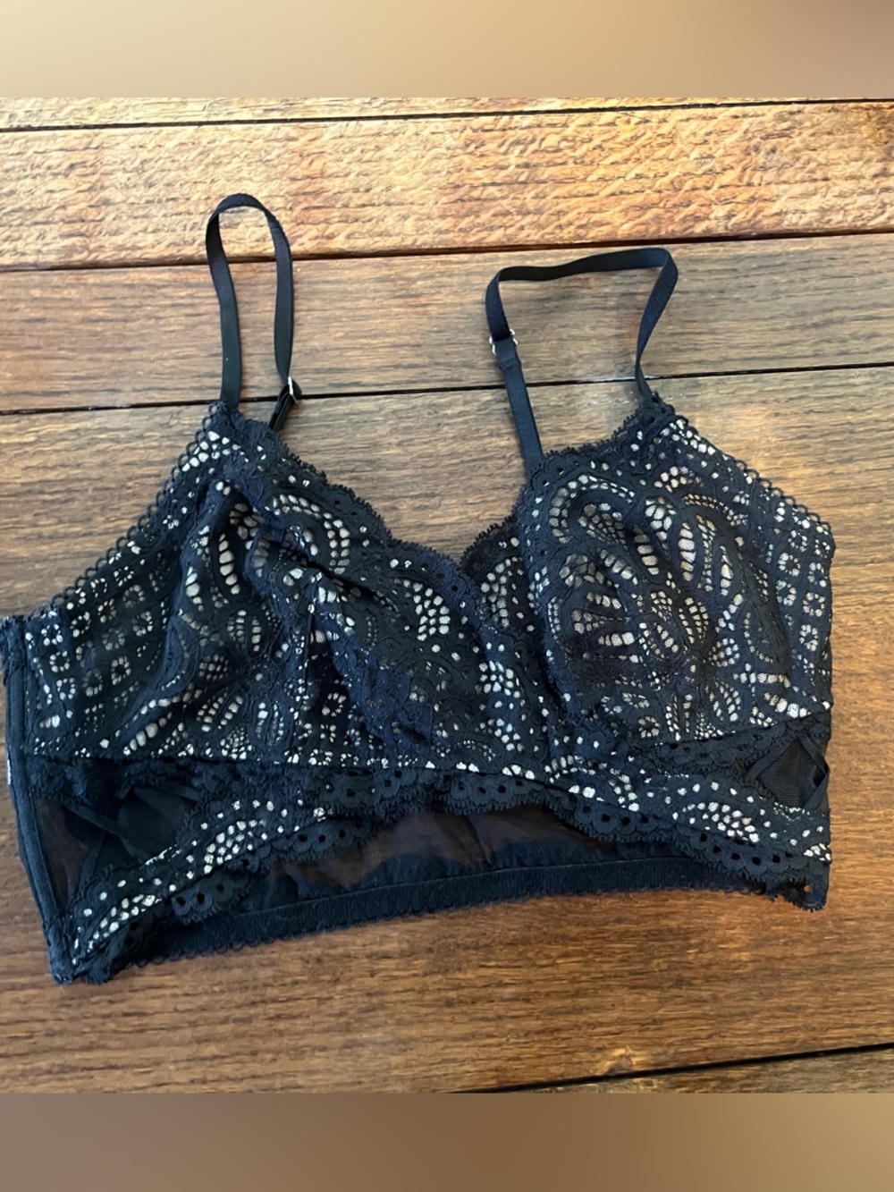 Victoria's Secret Dream Angels lace overlay black cream boned bralette M